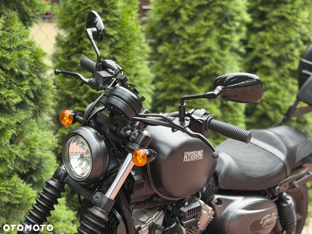 Hyosung GV - 18