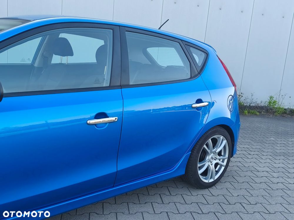 Hyundai i30 1.4 Blue Comfort - 12