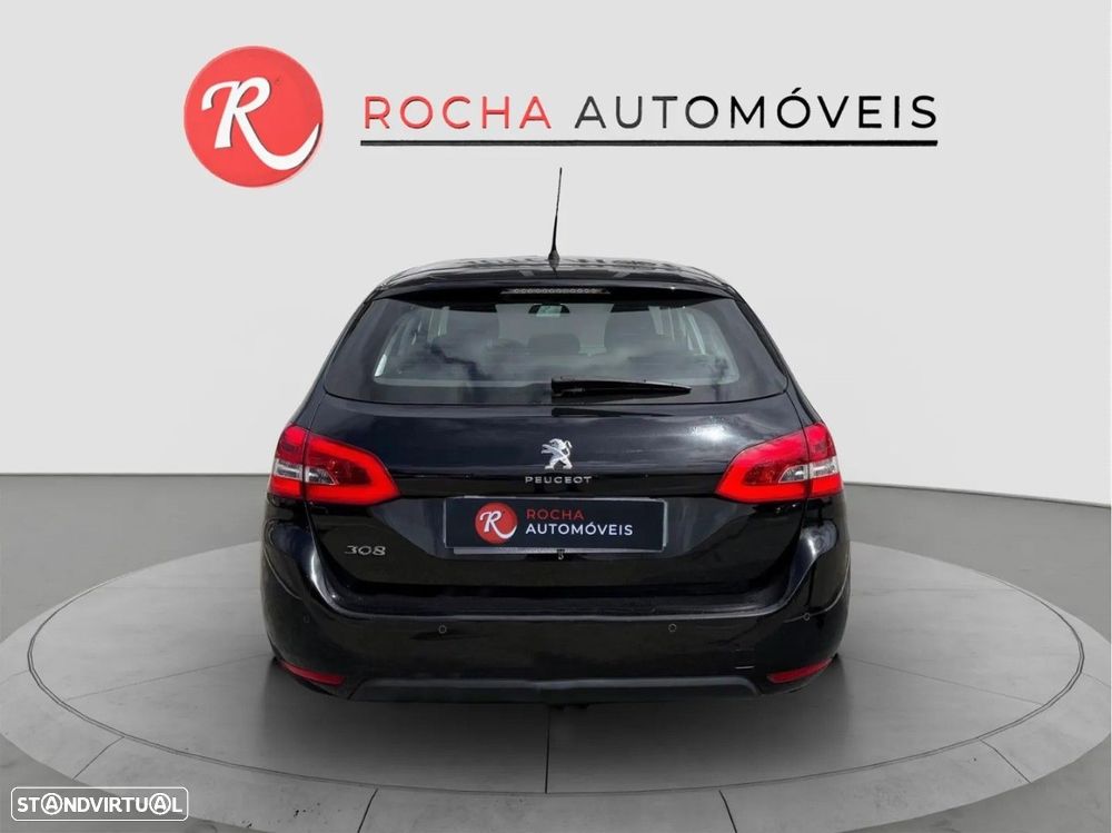 Peugeot 308 SW 1.2 PureTech Active — fotografia 3