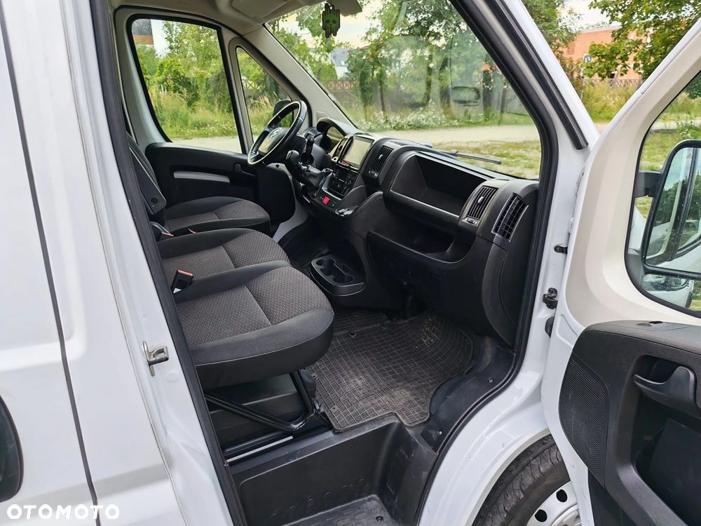 Opel Movano - 10