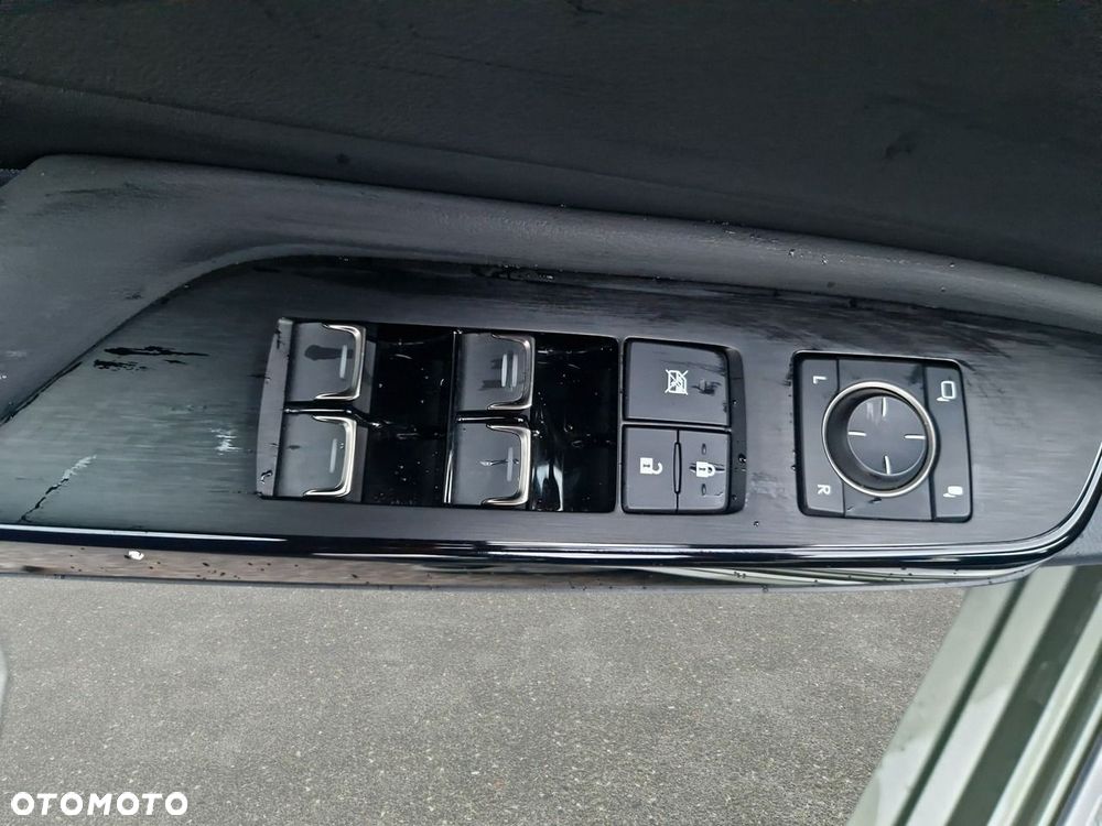 Lexus ES - 11