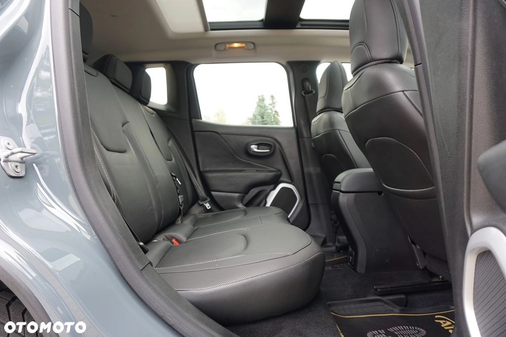 Jeep Renegade - 37