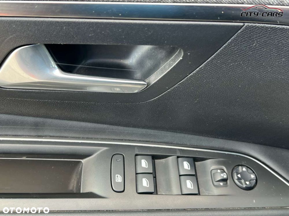 Peugeot 3008 - 12