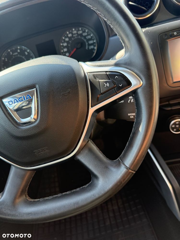 Dacia Duster 1.6 SCe Prestige - 9
