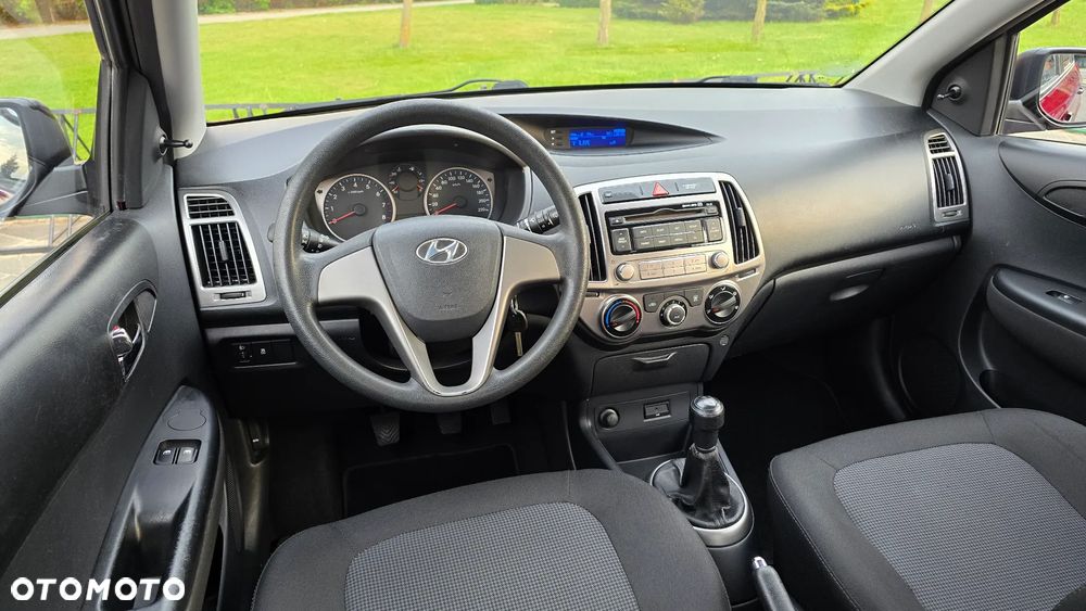 Hyundai i20 - 10