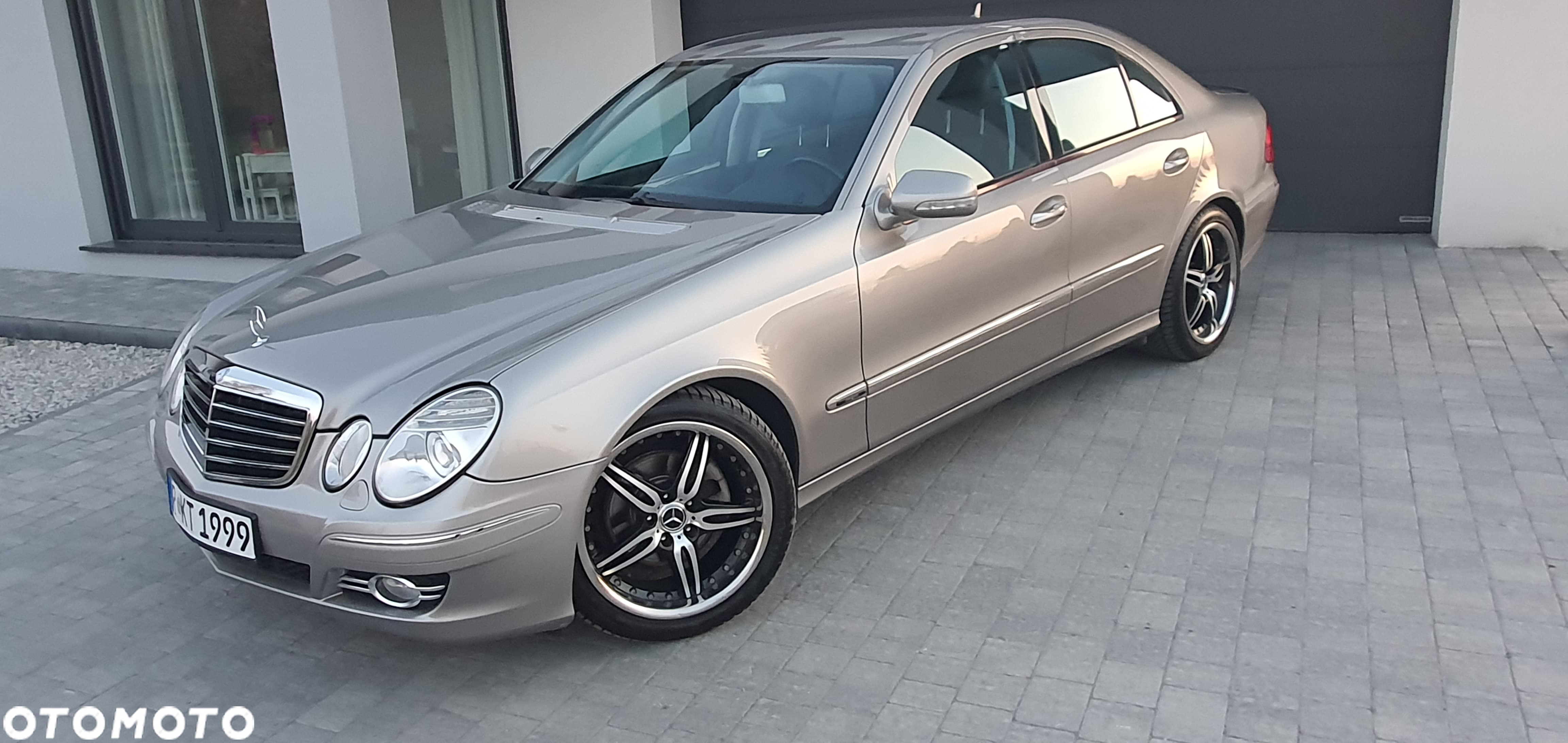 Mercedes-Benz Klasa E - 6