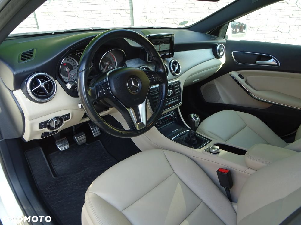 Mercedes-Benz GLA 180 (CDI) d - 8