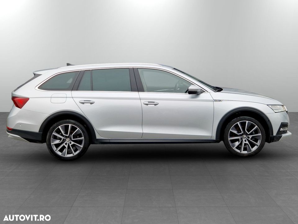 Skoda Octavia 2.0 TDI DSG 4X4 Scout - 6