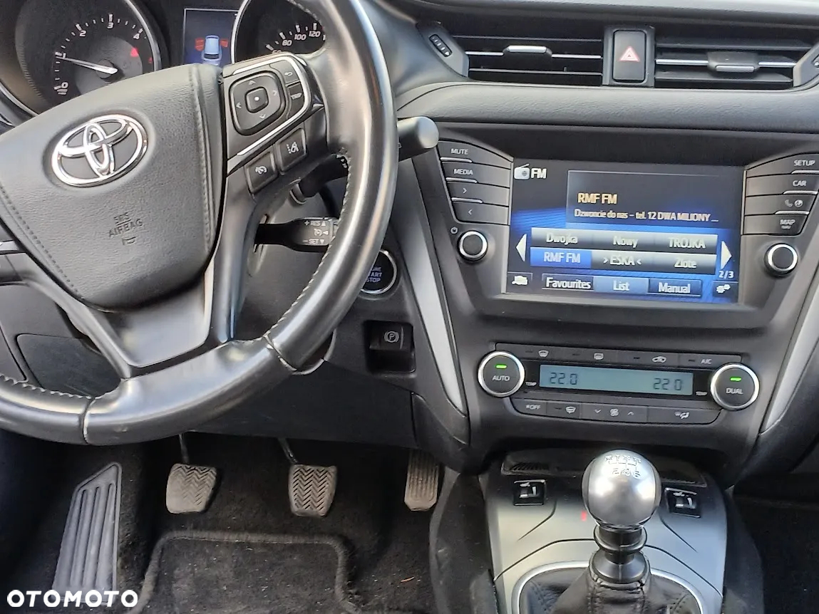 Toyota Avensis 2.0 D-4D Premium - 9