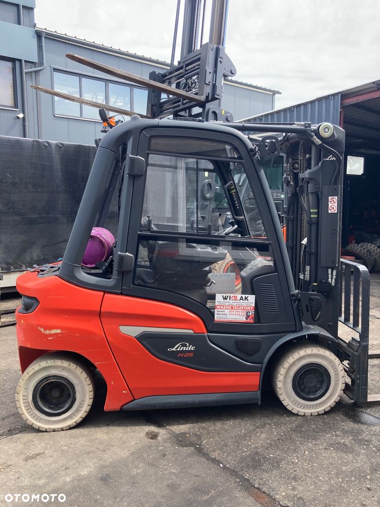 Linde [2021] WÓZEK WIDŁOWY LINDE H25T GAZ 2,5ton - 1