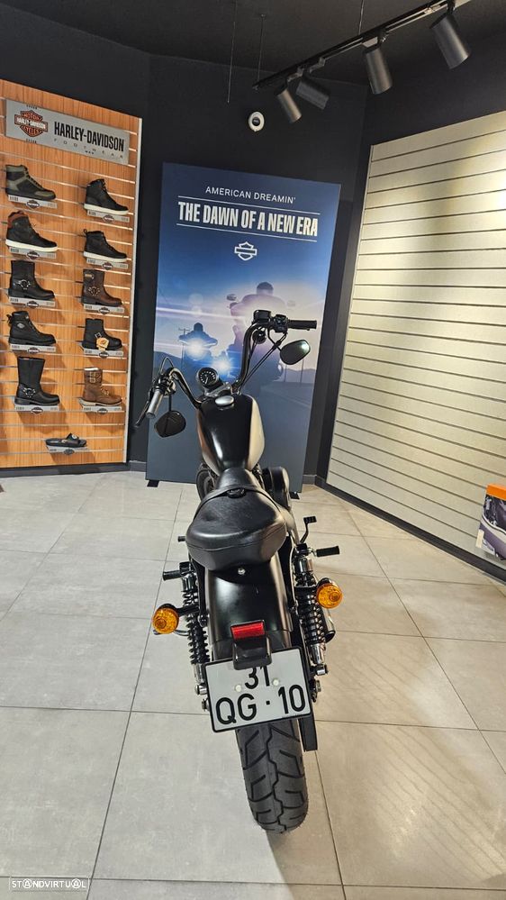 Harley-Davidson Sportster Iron 883 - 11