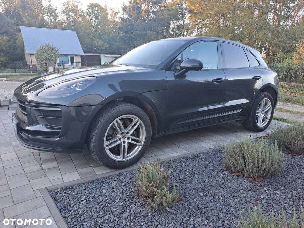 Porsche Macan Standard - 4