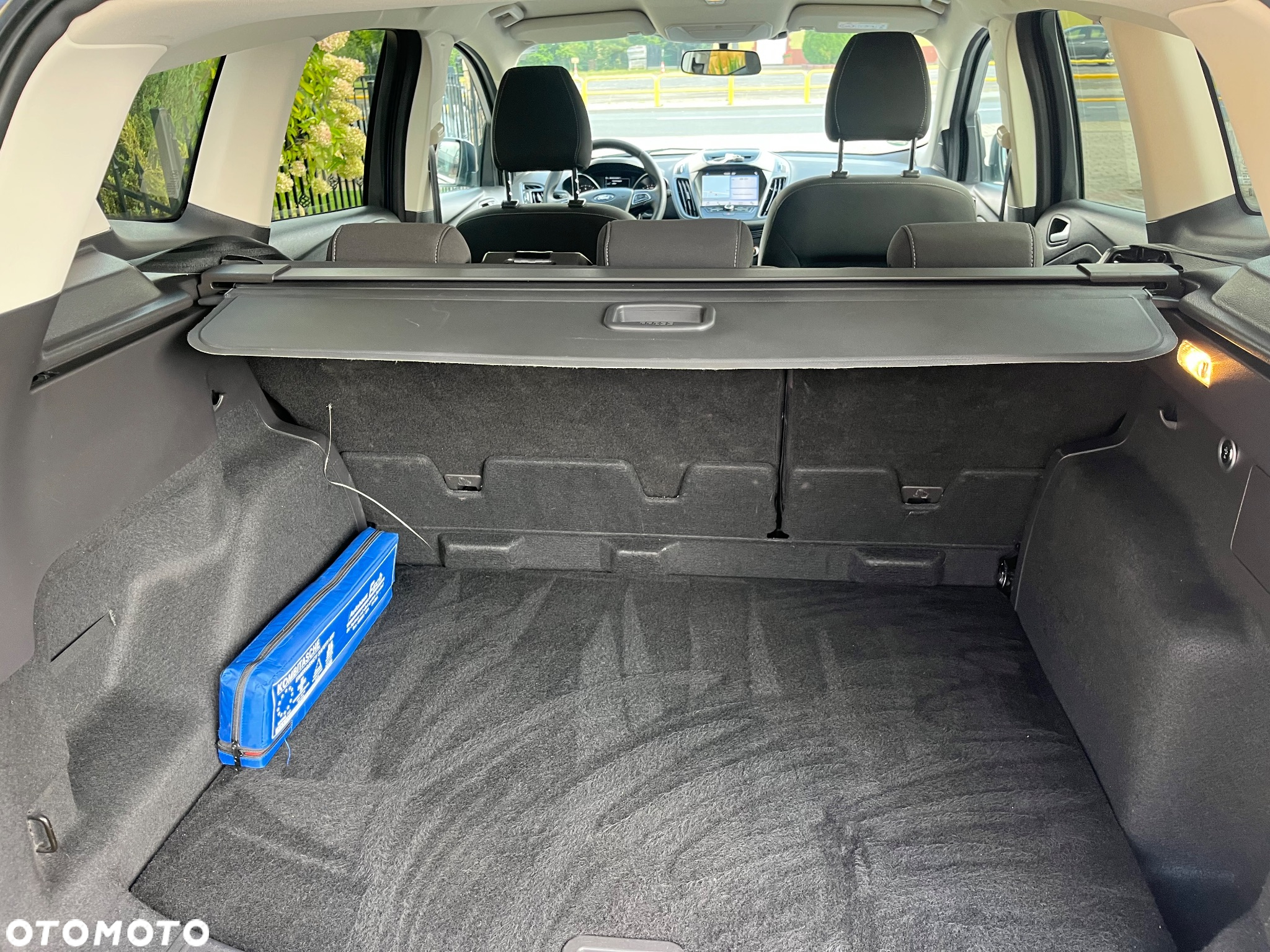 Ford Kuga 1.5 EcoBoost 2x4 Cool & Connect - 8
