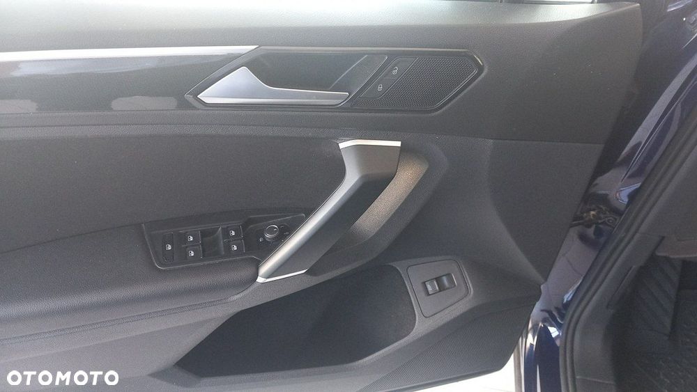 Volkswagen Tiguan - 17