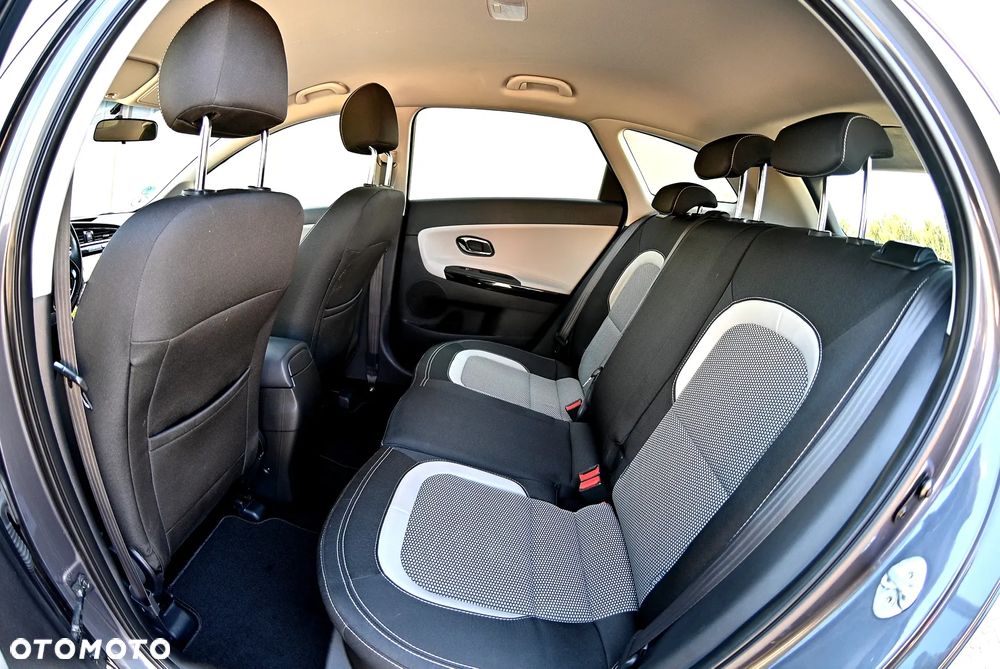 Kia Ceed 1.4 CVVT Dream Team Edition - 9