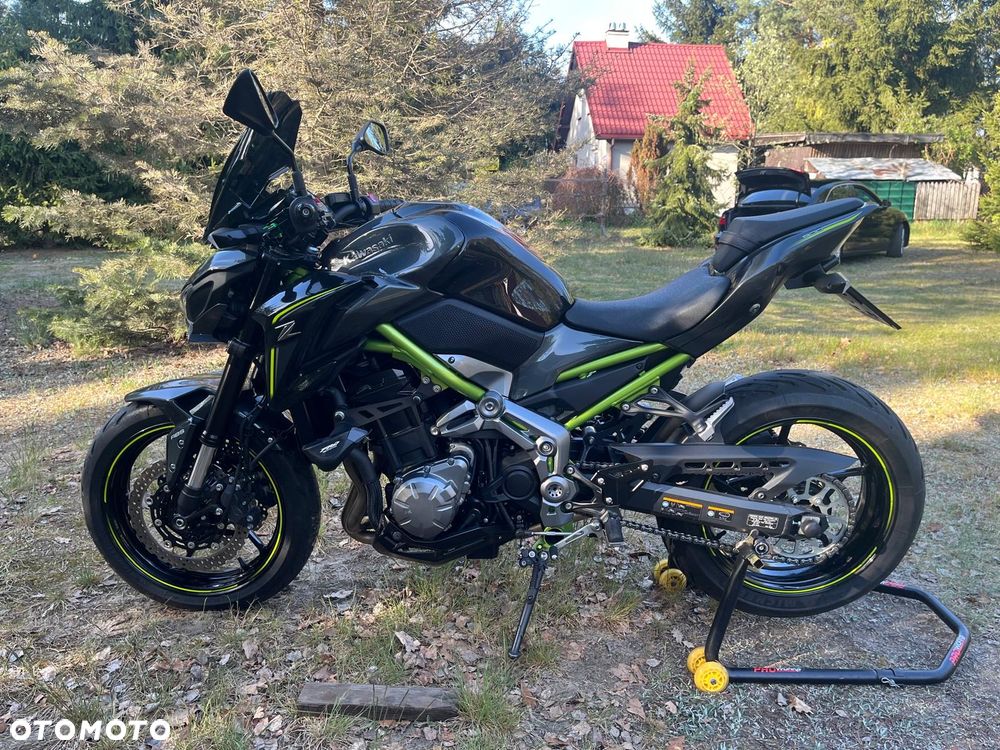 Kawasaki Z 900 - 16