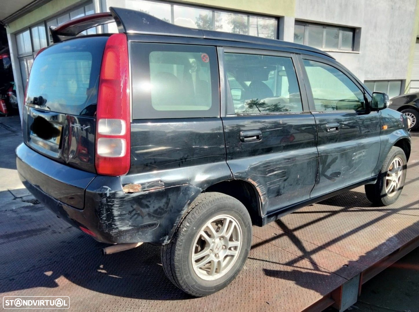 Honda HRV 1.6i de 2000 disponível para peças - Catalisador vendido - 3