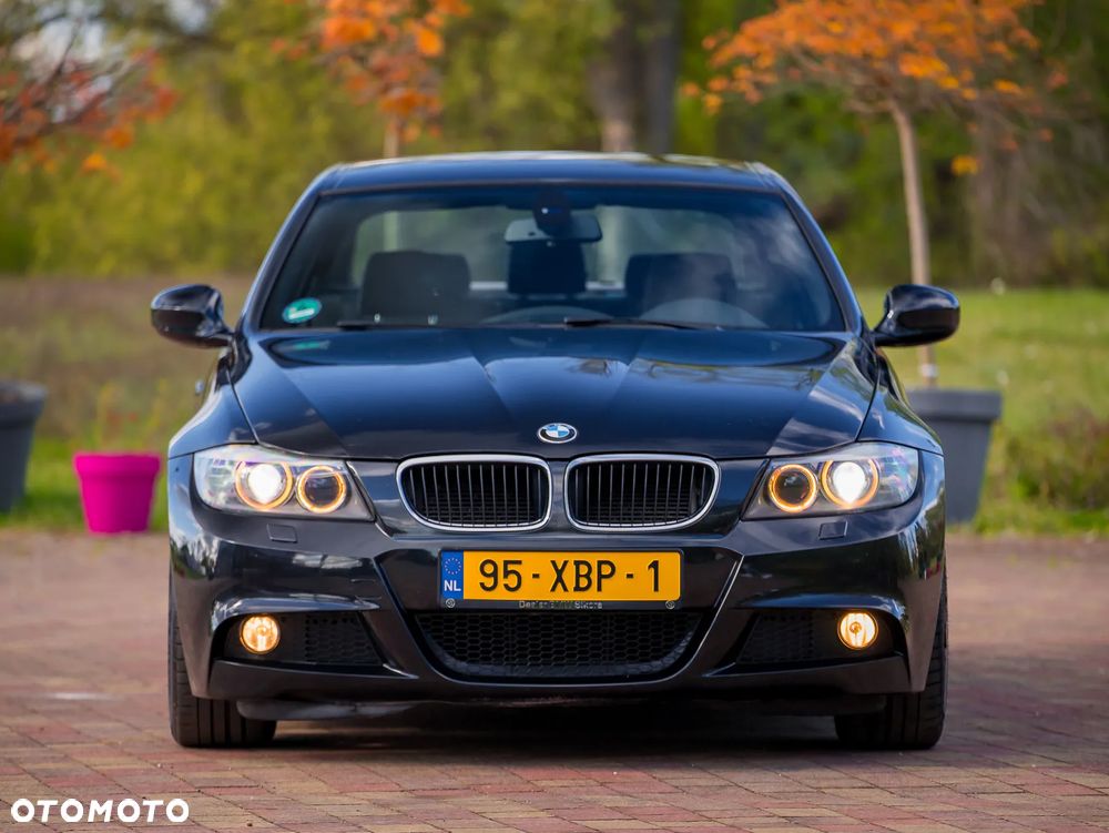 BMW Seria 3 318i Edition Sport - 3