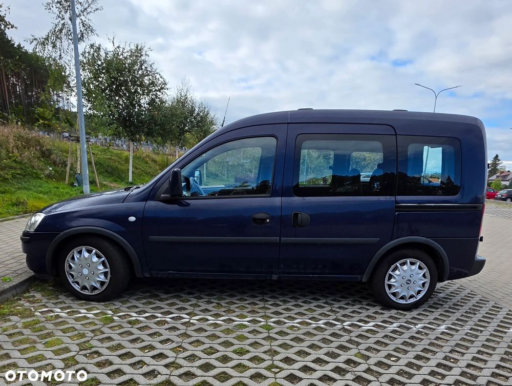 Opel Combo 2007 photo 2