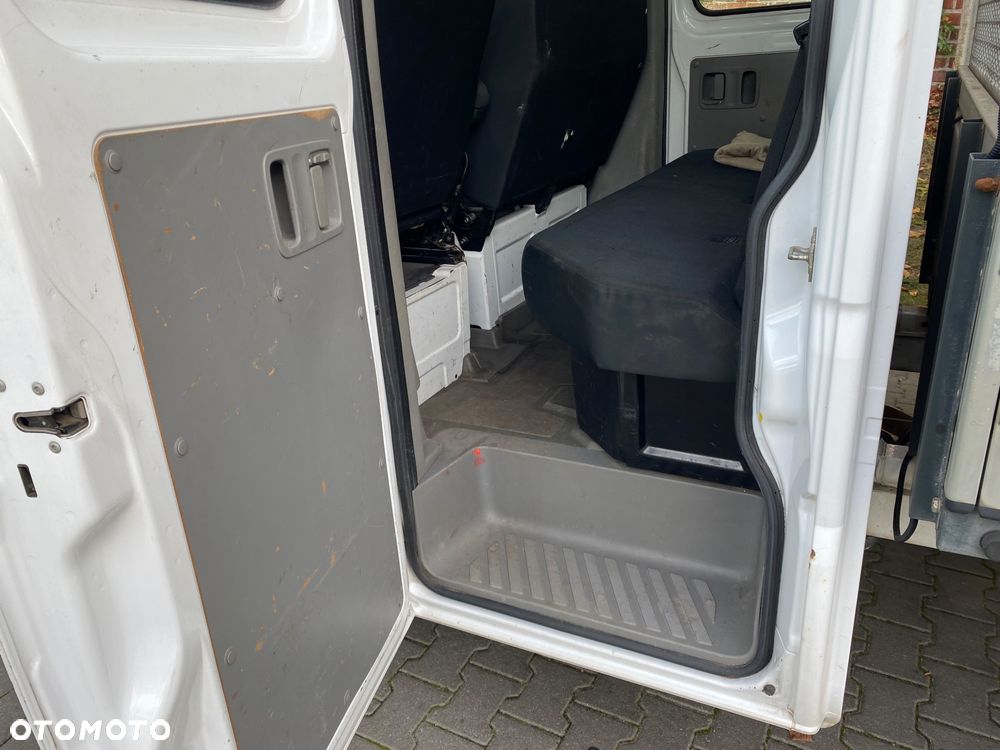 Mercedes-Benz Sprinter - 23