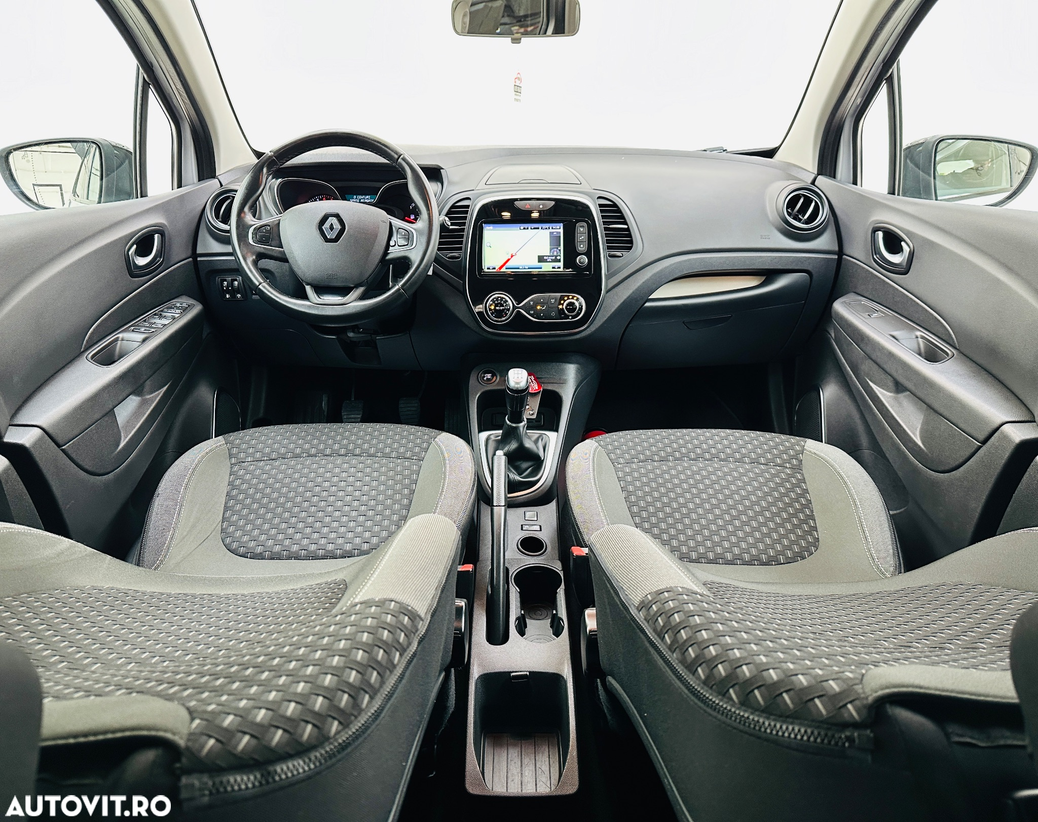 Renault Captur - 6