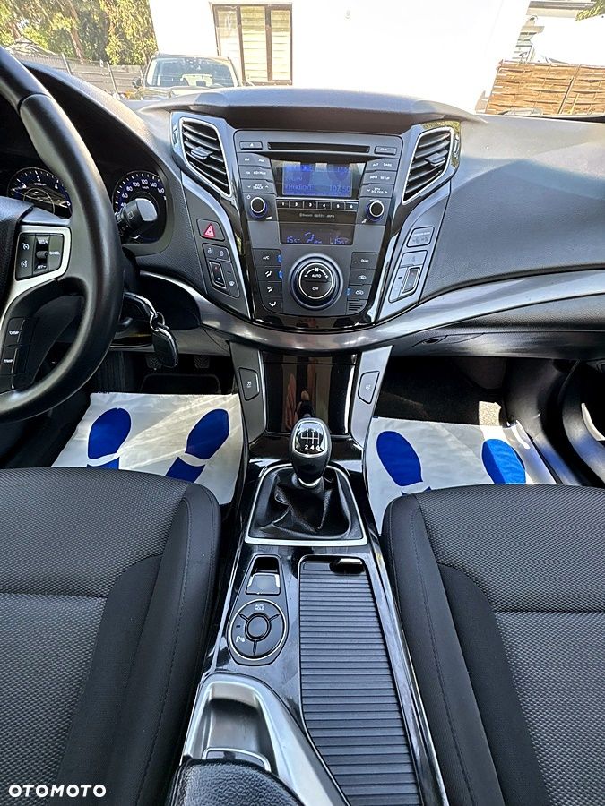 Hyundai i40 Kombi blue 1.7 CRDi Premium - 26