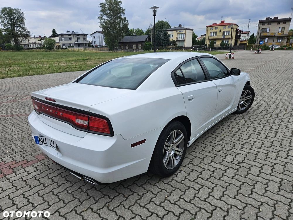 Dodge Charger 3.5 V6 SXT - 3