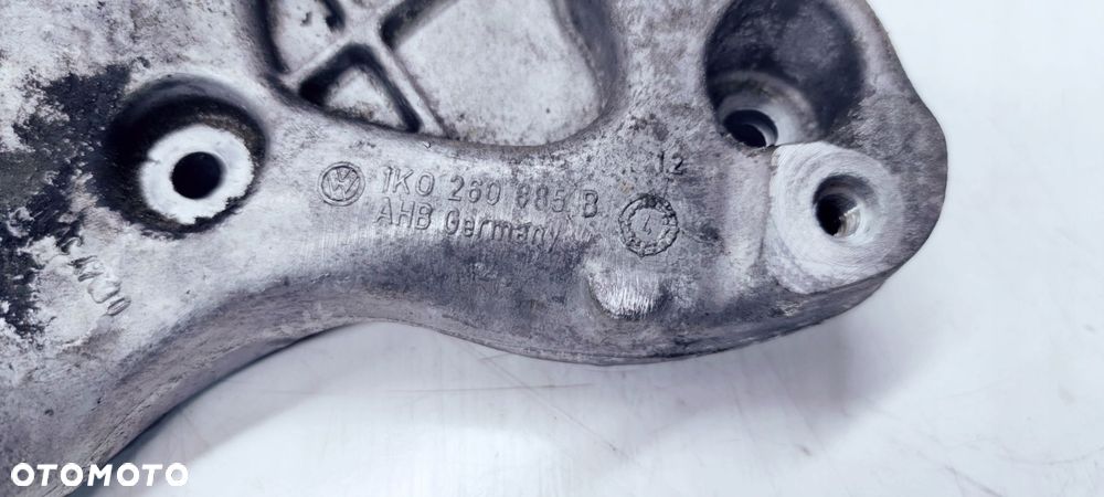 MOCOWANIE ŁAPA SPRĘŻARKI AUDI A3 8P 1K0260885B - 2