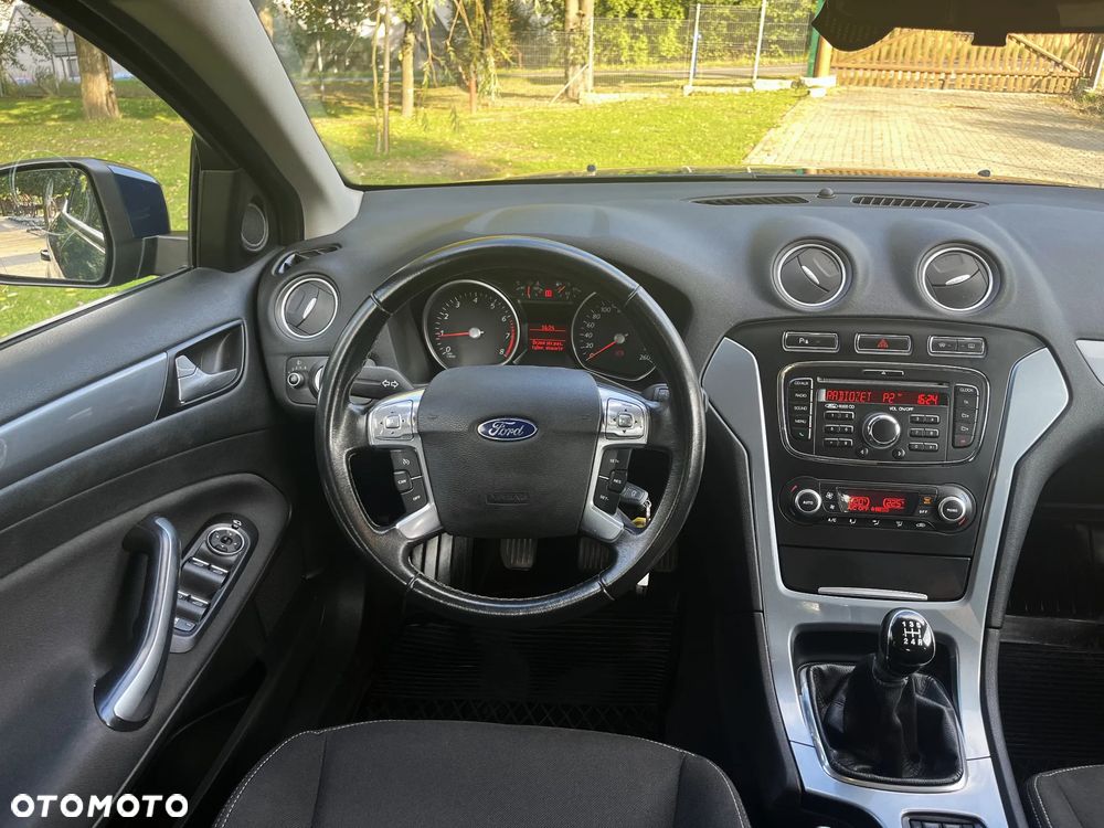Ford Mondeo 2.0 Gold X Plus - 36