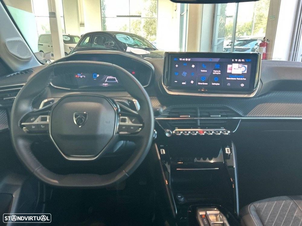 Peugeot 208 1.2 Hybrid Allure e-DCS6 - 8