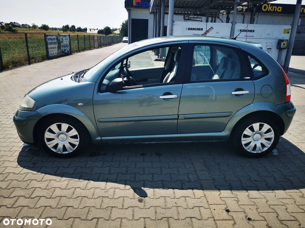 Citroën C3 1.6 HDi Furio Equilibre Luxe - 2