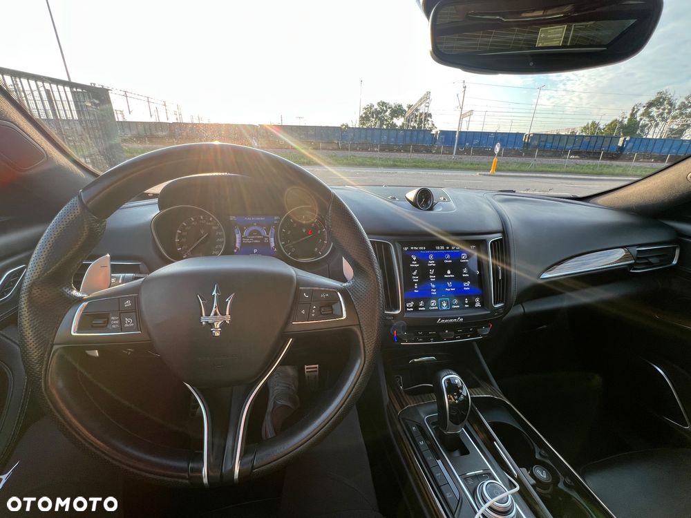 Maserati Levante Modena S - 16