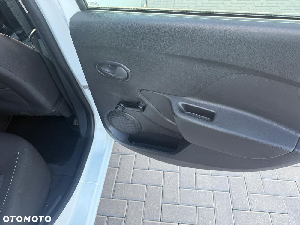 Dacia Logan TCe 90 Prestige - 20