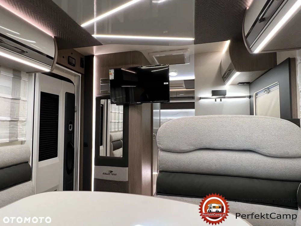 Roller Team ZEFIRO 295TL 2026 NOWOŚĆ! AUTOMAT 165KM TV 32 CALE ANTENA DVBT BAGAŻNIK NA ROWERY ADAPTACYJNY TEMPOMAT - 21