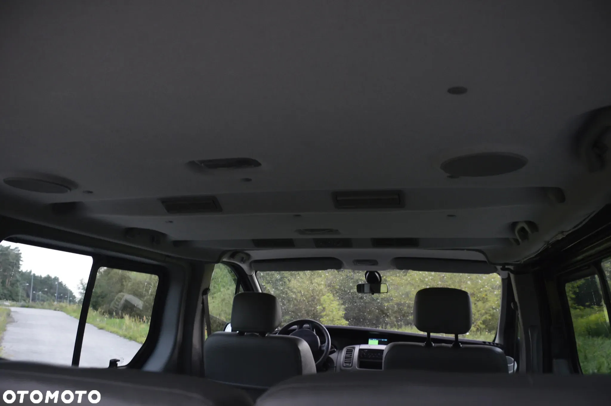 Opel Vivaro - 12