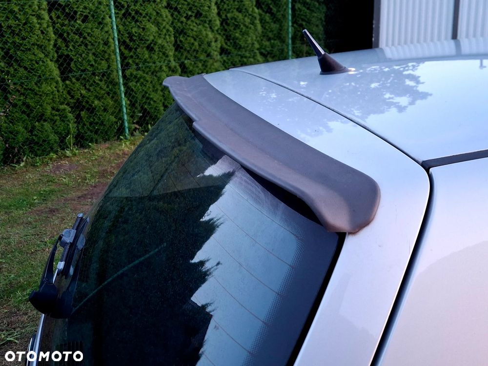 Volkswagen Golf - 11