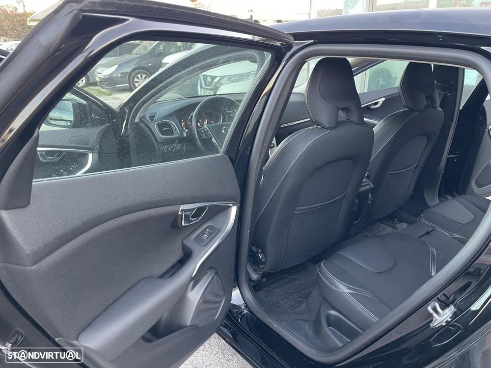 Volvo V40 2.0 D2 Momentum - 12
