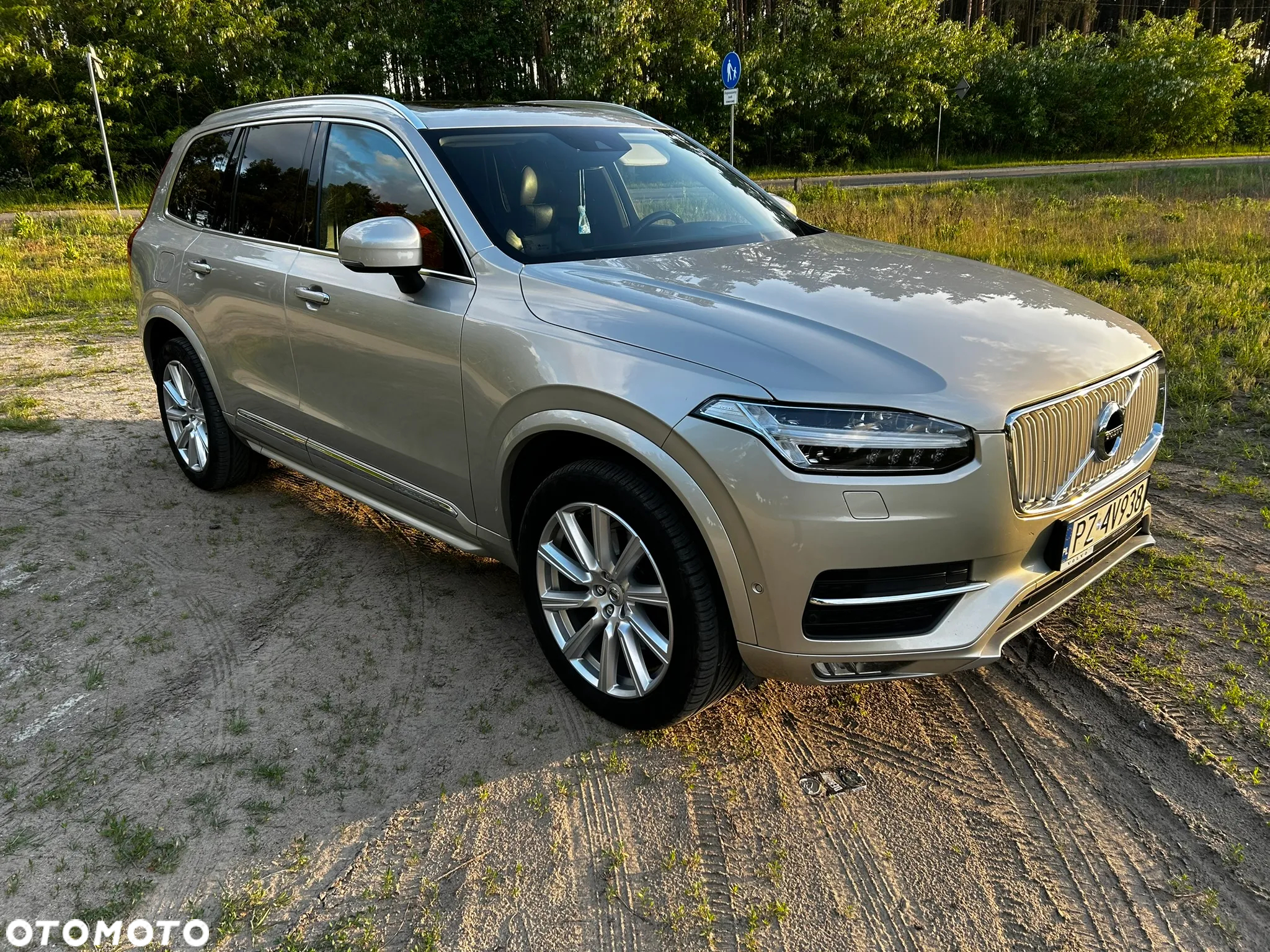 Volvo XC 90 D5 SCR AWD Inscription - 4