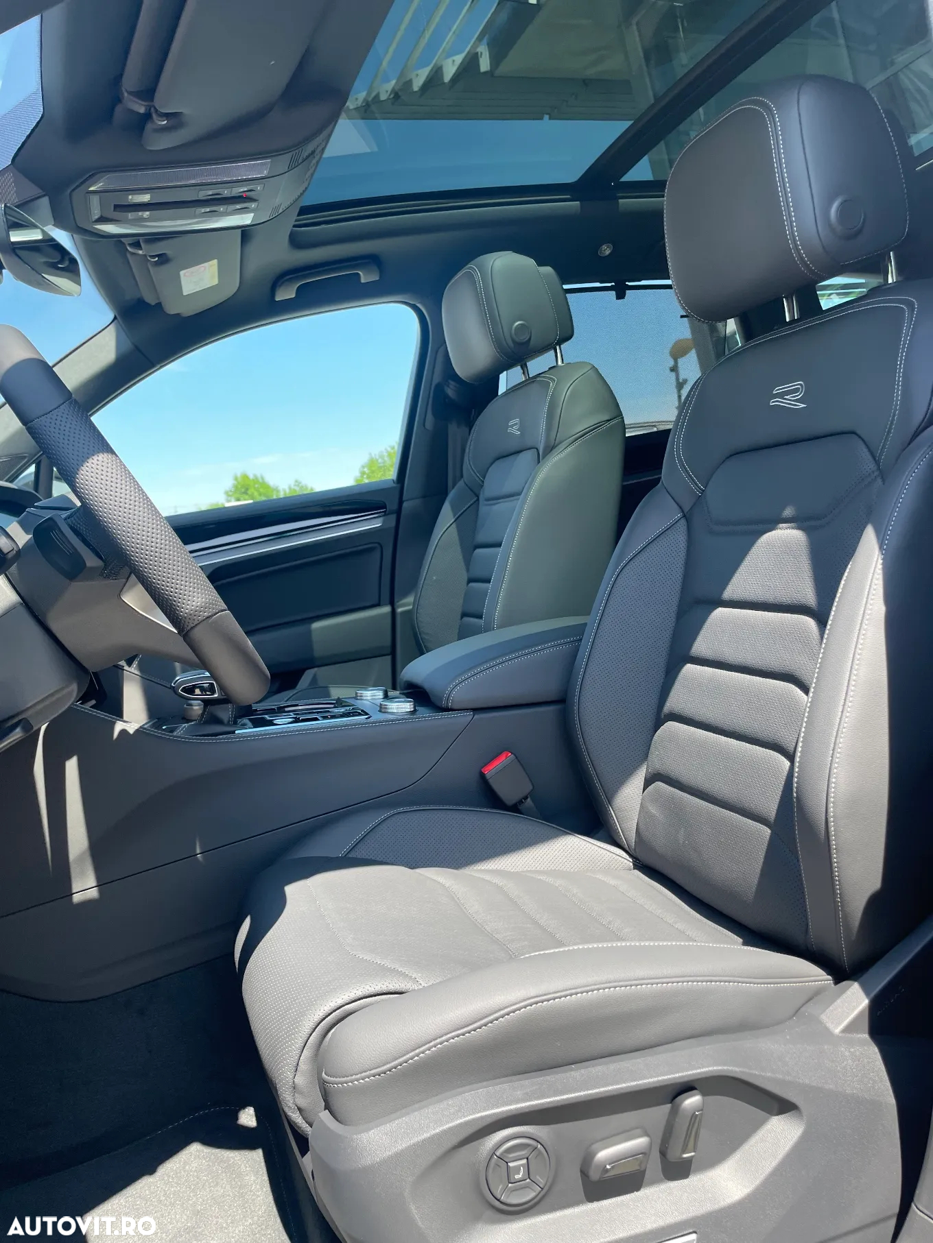 Volkswagen Touareg V6 TDI R-Style - 11
