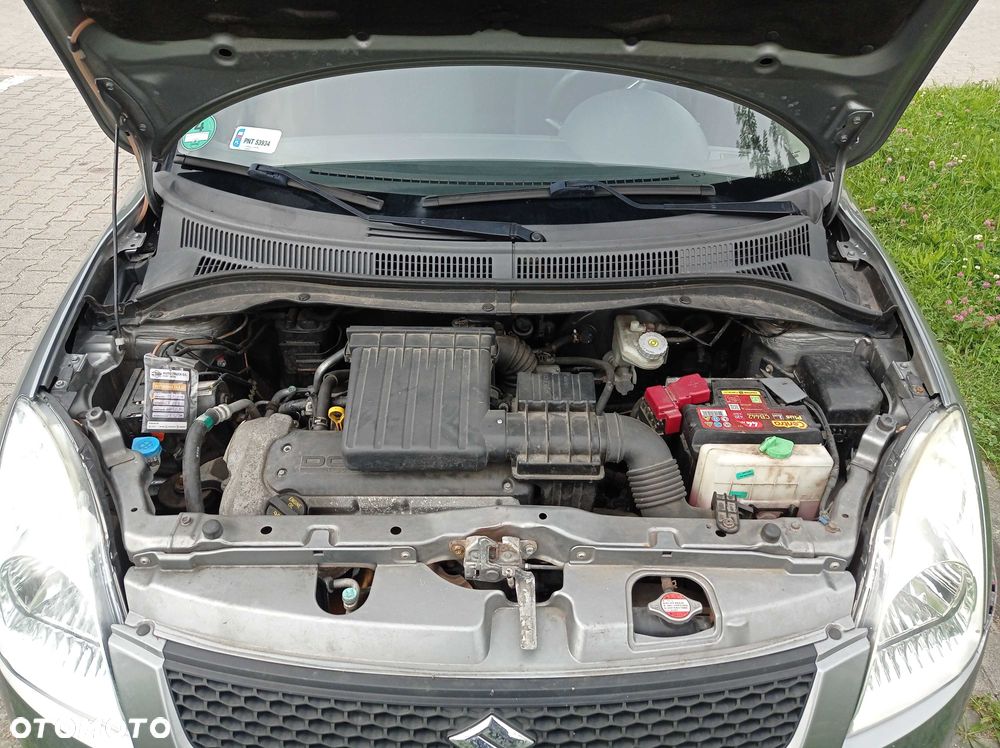 Suzuki Swift - 8