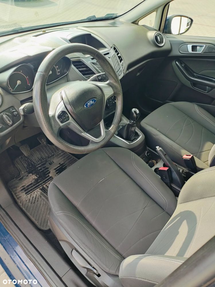 Ford Fiesta - 9