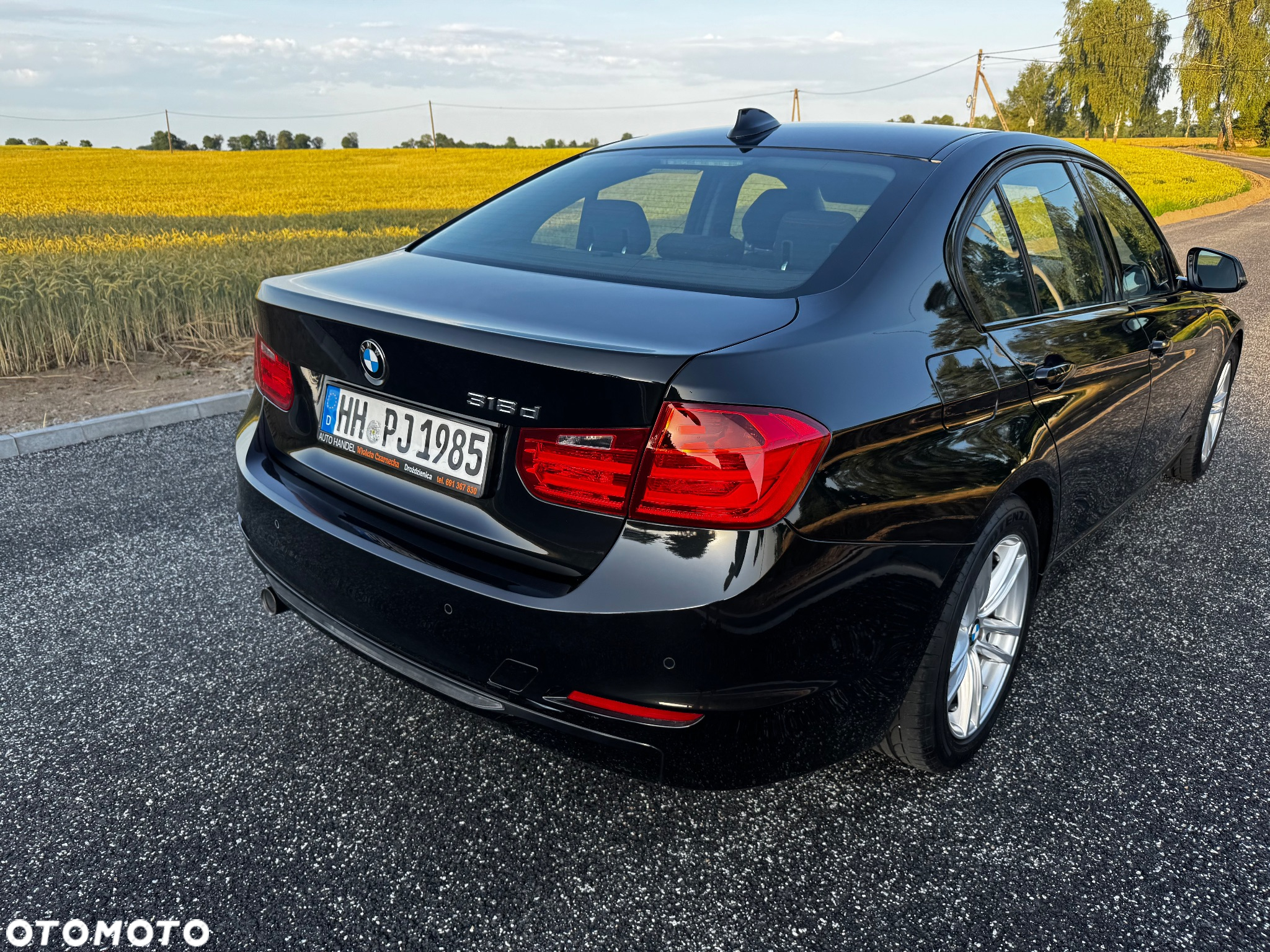 BMW Seria 3 318d Sport Line - 16