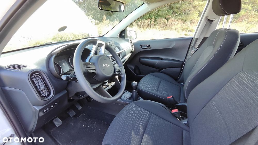 Kia Picanto 1.0 L - 12