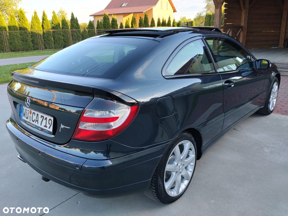 Mercedes-Benz Klasa C 180 Kompressor Automatik Sport Edition - 8