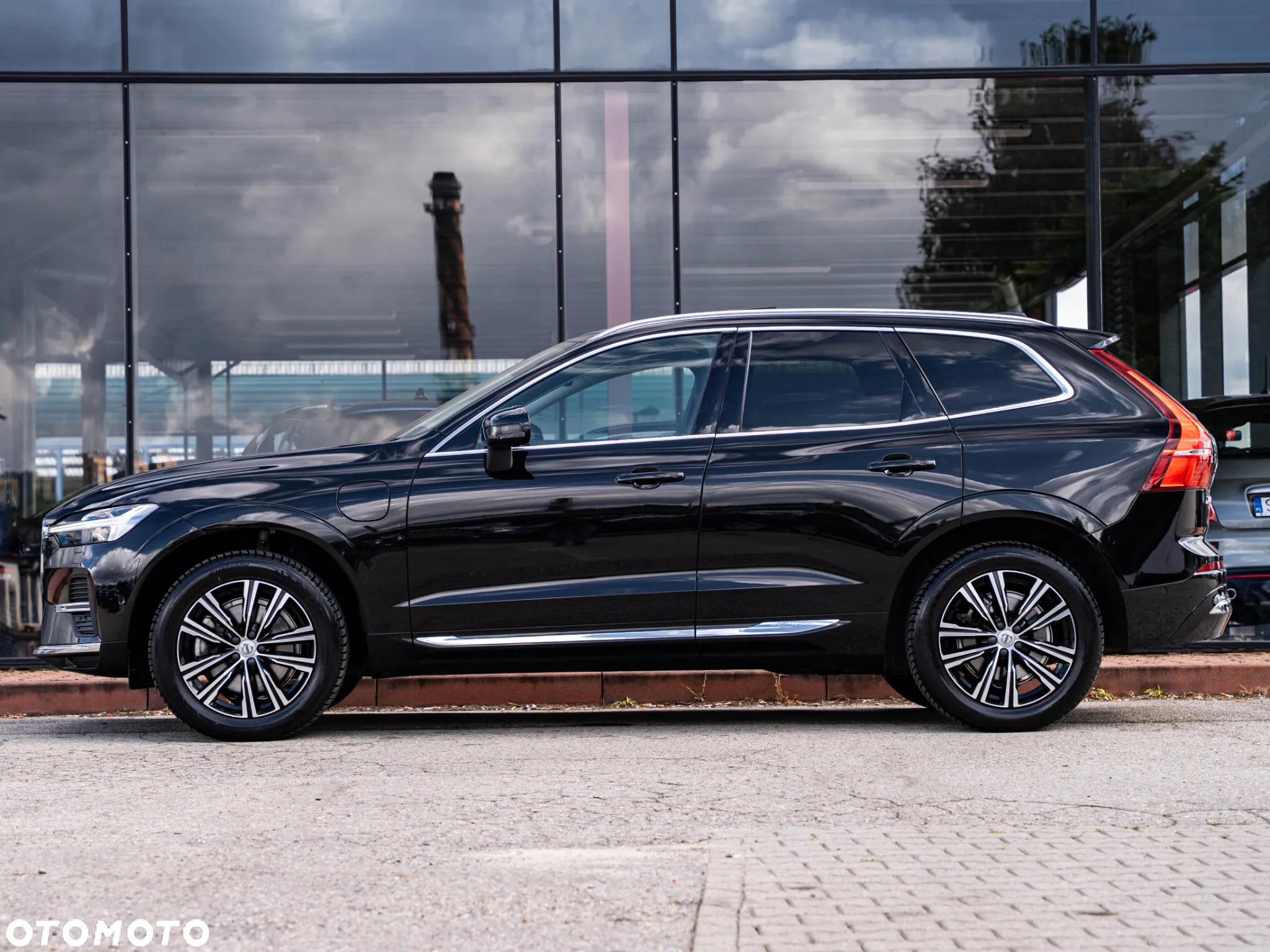 Volvo XC 60 T6 AWD Plug-In Hybrid Inscription - 18