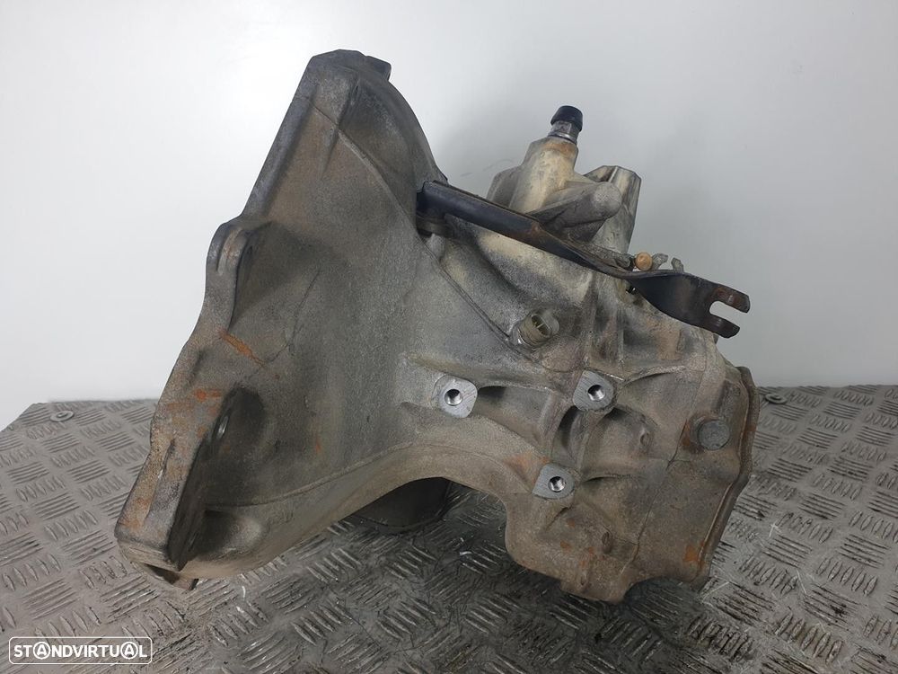 CAIXA VELOCIDADES OPEL CORSA B 1998 - 1