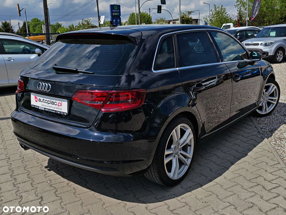 Audi A3 Sportback - 15