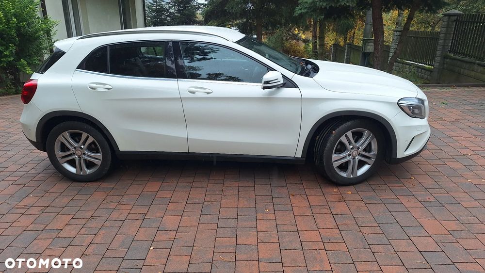 Mercedes-Benz Gla 2016 photo 4