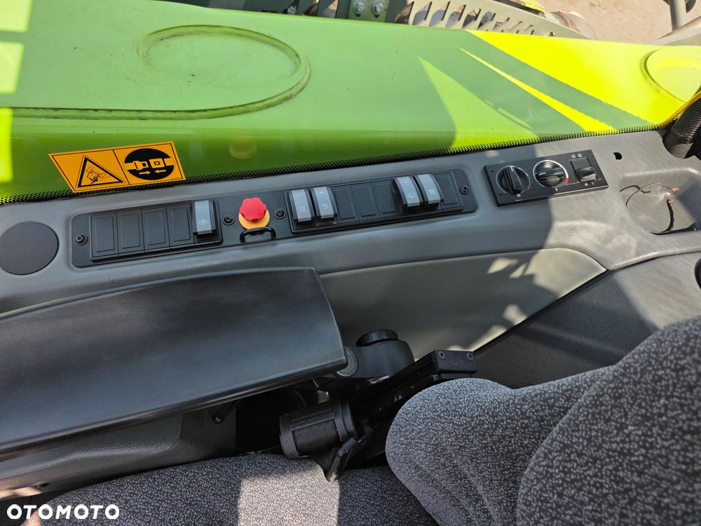 Claas Scorpion 746 VARIPOWER - 14