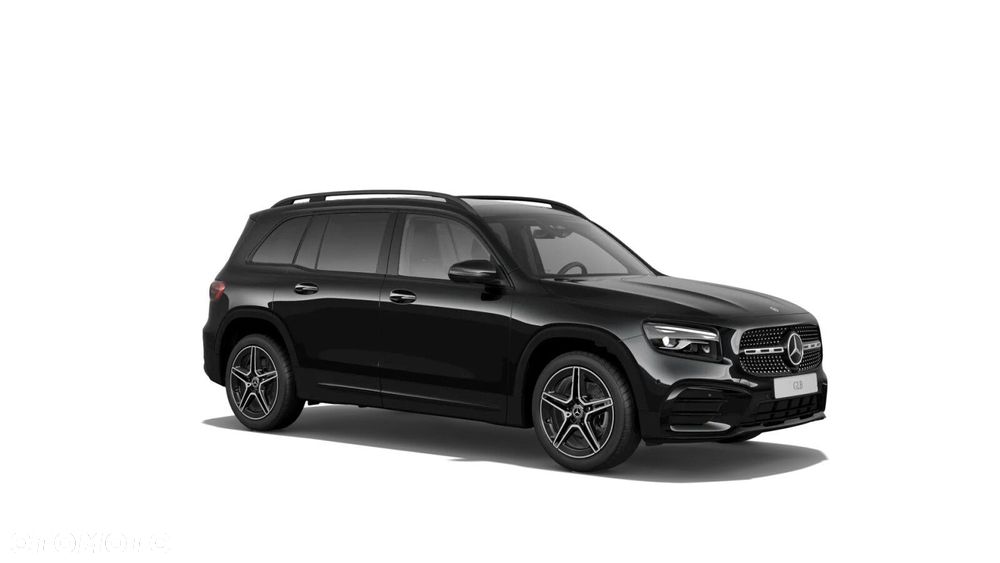 Mercedes-Benz GLB - 13